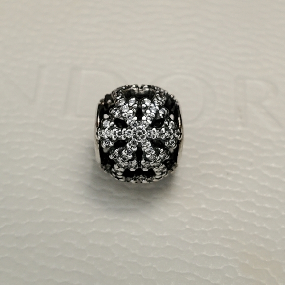 Pandora 2013 Black Friday Ltd Edition Let It Snow Charm 791200 ALE 925 - Picture 2 of 10